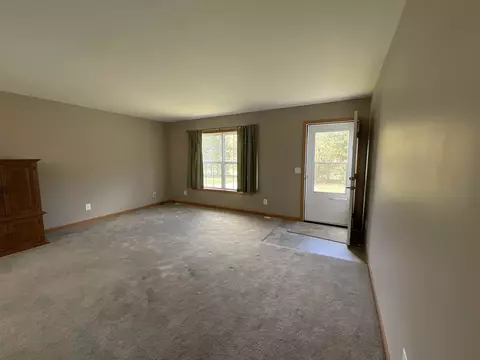 5533 E Lincoln, Cedar, MI 49621 photo 5