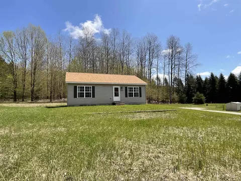 5533 E Lincoln, Cedar, MI 49621 photo 13