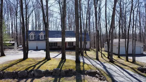 4231 Mockingbird, Farwell, MI 48622