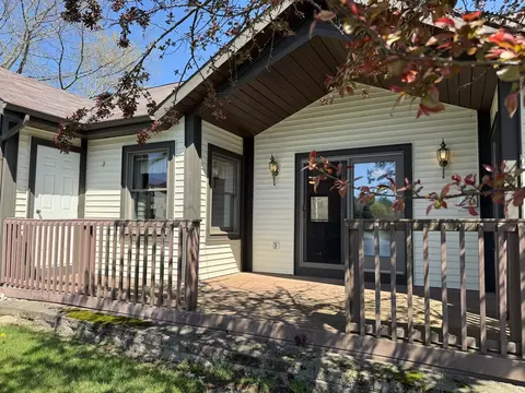 305 Wildwood #305, Cadillac, MI 49601
