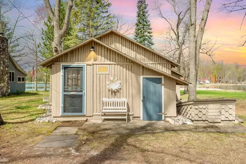 7051 Jose Lk, South Branch, MI 48761