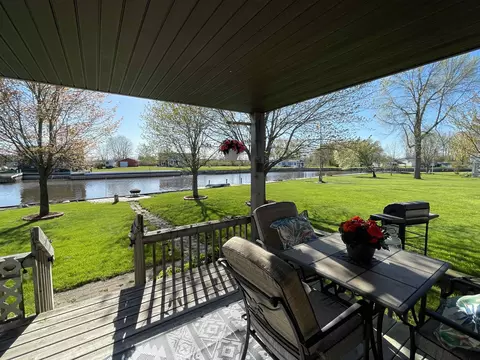 Exterior - 1674 S Riverside, Au Gres, MI 48703 photo 11 of 18