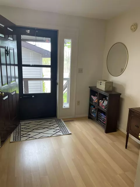 Entry Way - 1674 S Riverside, Au Gres, MI 48703 photo 4 of 5