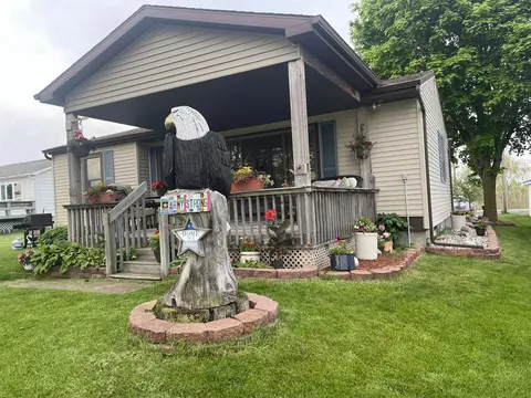 Exterior - 1674 S Riverside, Au Gres, MI 48703 photo 18 of 18
