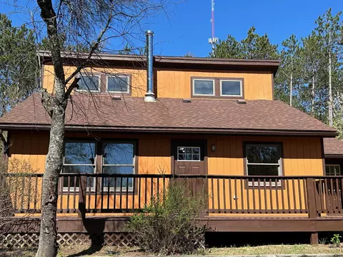 5142 NW Nw Way, Rapid City, MI 49676