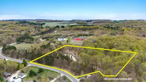 00 E Hoxie, Traverse City, MI 49621
