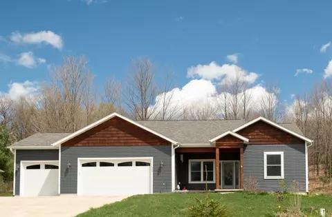207 Cinnamon, Traverse City, MI 49696