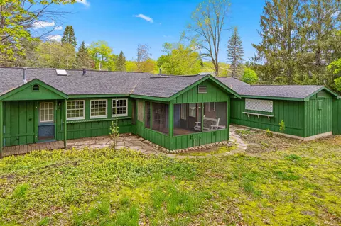 606 N N Brg, Bellaire, MI 49615