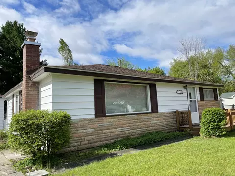 Exterior - 335 W Second, Gladwin, MI 48624 photo 1 of 12