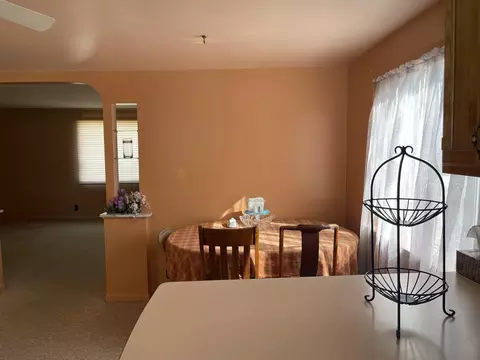 Dining - 335 W Second, Gladwin, MI 48624 photo 2 of 3