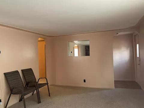 Living - 335 W Second, Gladwin, MI 48624 photo 5 of 12