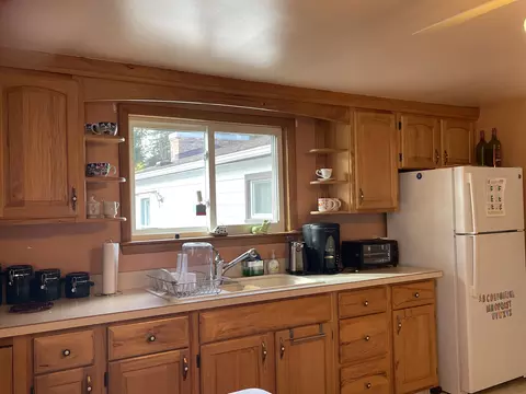 Kitchen - 335 W Second, Gladwin, MI 48624 photo 2 of 4