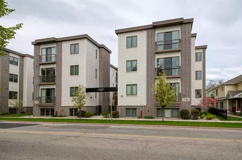 139 Eighth #108, Traverse City, MI 49684
