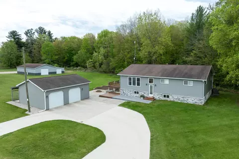 7150 Edgar, Vestaburg, MI 48891