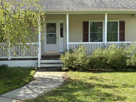 6317 W Airline, Weidman, MI 48893