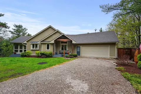 455 N Vincer, Northport, MI 49670