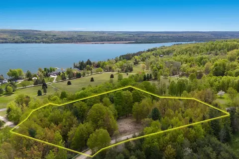 unit 7 miley point LOT : 7, Bellaire, MI 49615