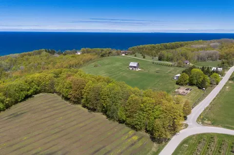 2 N 29 Acres N Carlson #LOT : 1, Northport, MI 49670
