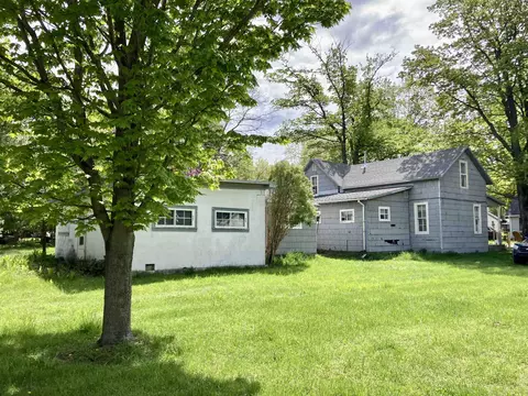 10194 W Wilce, Empire, MI 49630