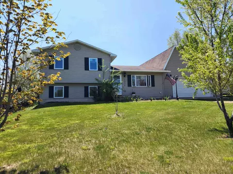 4375 N Curry, Traverse City, MI 49685