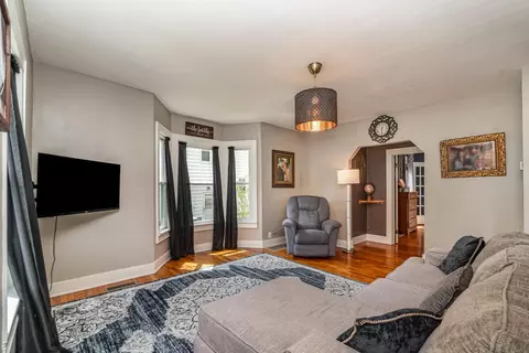 727 Pine, Alma, MI 48801 photo 4