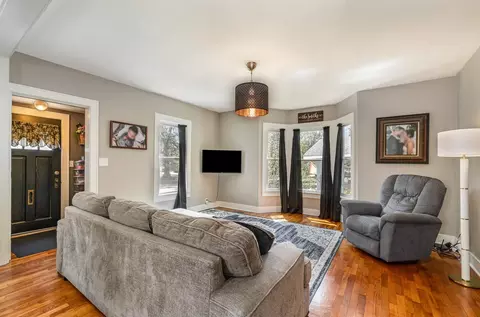 727 Pine, Alma, MI 48801 photo 3