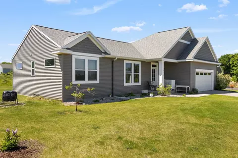 7547 E Mdws, Cedar, MI 49621 photo 2