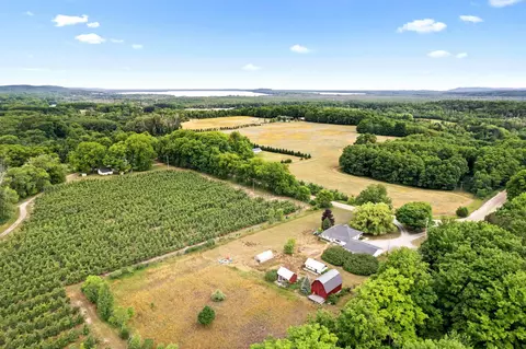 10487 Covey, Honor, MI 49640