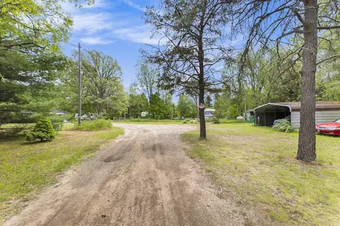 10091 Rosted, Lake City, MI 49651