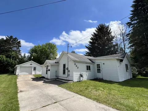 427 Whaley, Cadillac, MI 49601