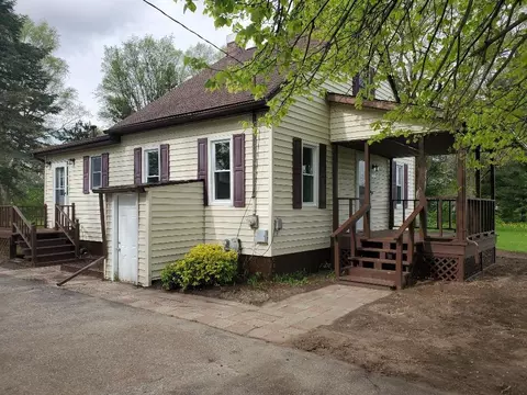 7200 E Tomah, Mount Pleasant, MI 48858