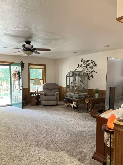 11279 W St Charles, Sumner, MI 48889 photo 8