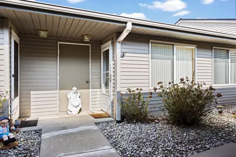 5327 Gray #16, Traverse City, MI 49684