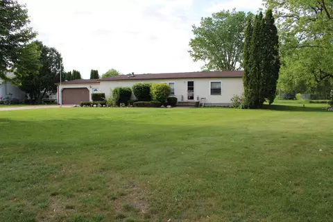 2001 N Mackenzie, Mount Pleasant, MI 48858