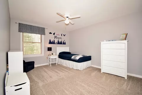 Bedroom - 4815 E Michigan, Au Gres, MI 48703 photo 3 of 4