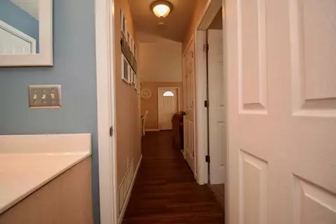 Entry Way - 4815 E Michigan, Au Gres, MI 48703 photo 1 of 5