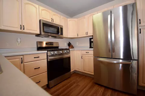Kitchen - 4815 E Michigan, Au Gres, MI 48703 photo 1 of 2
