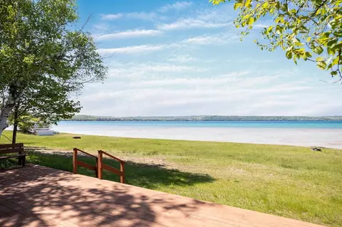 7194 S S Brks, Maple City, MI 49664