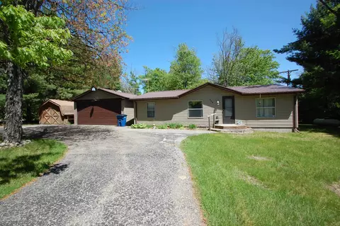 998 N Fairview, West Branch, MI 48661