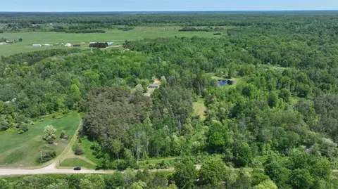 3285 S Sand Lk, National City, MI 48748