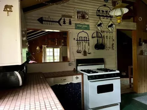 6108 Circle, Hale, MI 48739 photo 4
