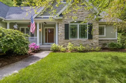 115 Wooded Vly, Traverse City, MI 49696