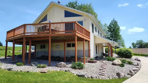 1201 S Clubhouse, Lake Isabella, MI 48893