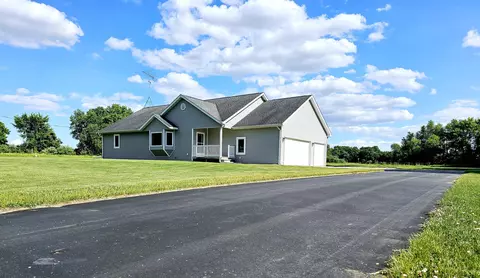 7841 W Madison, Elwell, MI 48832