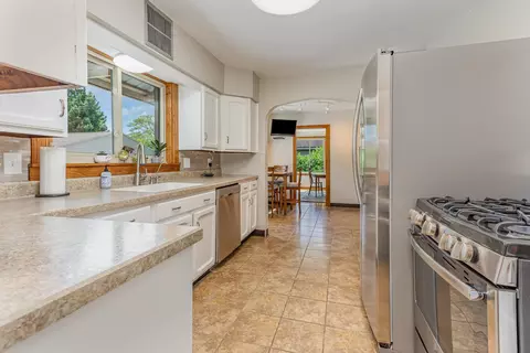 810 E Maple, Mount Pleasant, MI 48858 photo 18