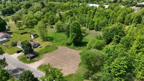 394 Bendon, Interlochen, MI 49643 photo 6