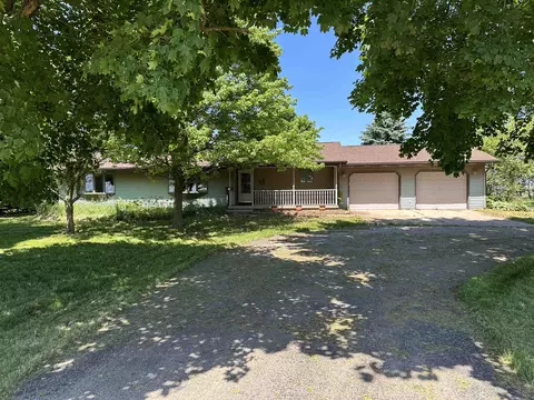 1050 W Weidman, Mount Pleasant, MI 48858