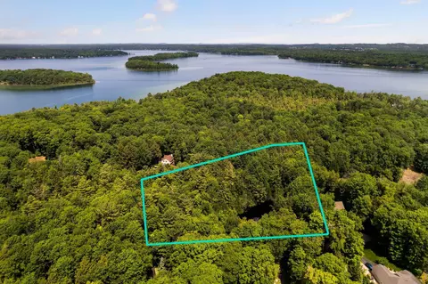 8044 8086 Hillside, Traverse City, MI 49685
