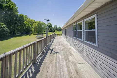 Exterior - 10559 Millbrook, Blanchard, MI 49310 photo 23 of 24