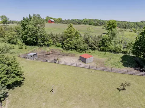 Exterior - 10559 Millbrook, Blanchard, MI 49310 photo 18 of 24